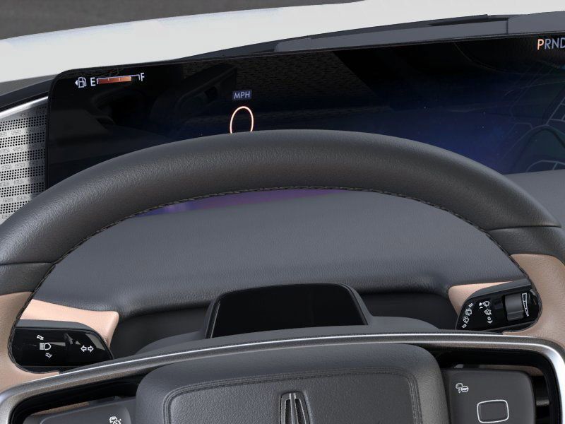 Thumbnail: 2025 Lincoln Navigator - 13