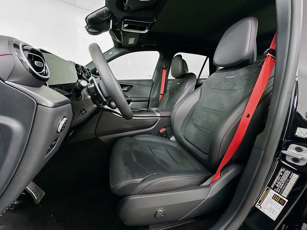 Thumbnail: 2025 Mercedes-Benz GLC - 20