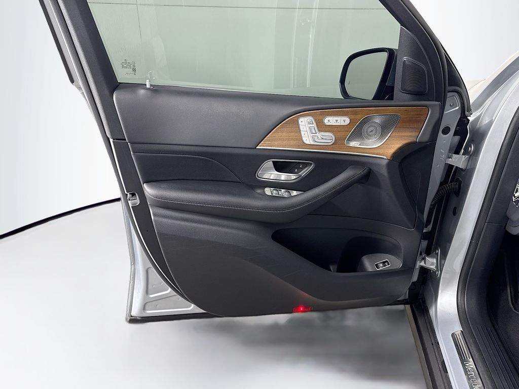 Thumbnail: 2024 Mercedes-Benz GLE - 25