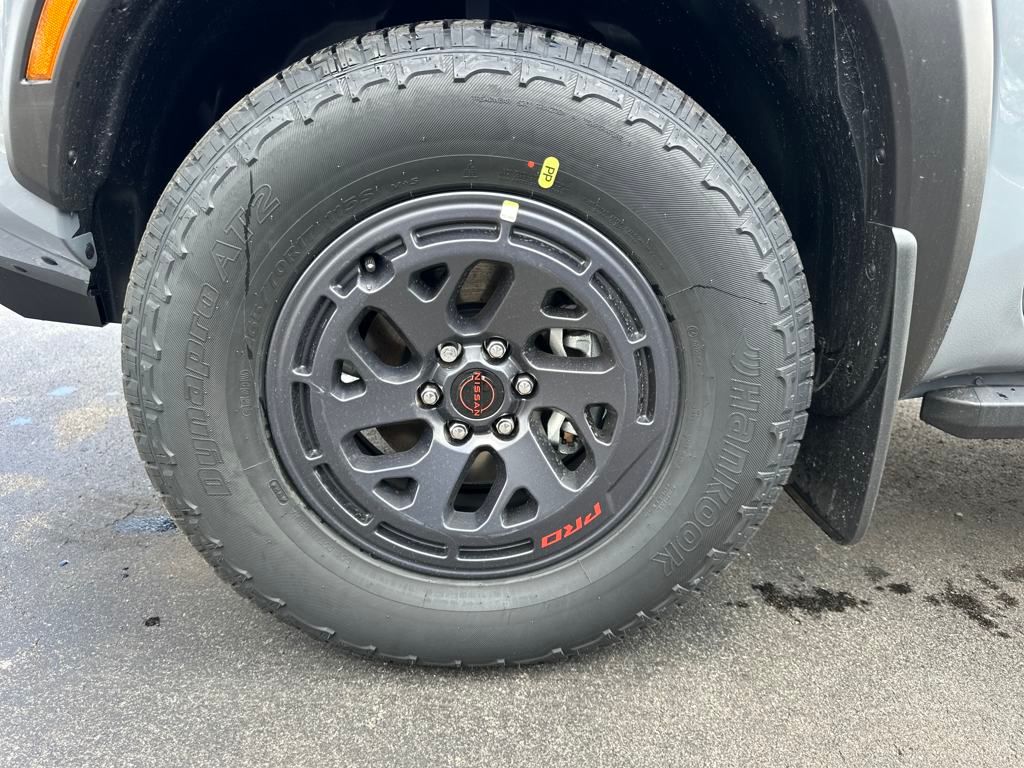 2025 Nissan Frontier PRO-4X photo