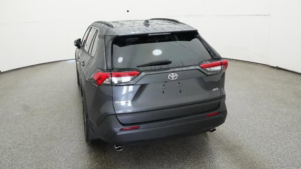 Thumbnail: 2025 Toyota RAV4 - 29