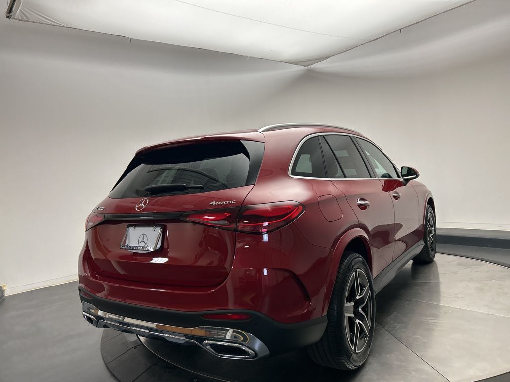 Thumbnail: 2026 Mercedes-Benz GLC - 7