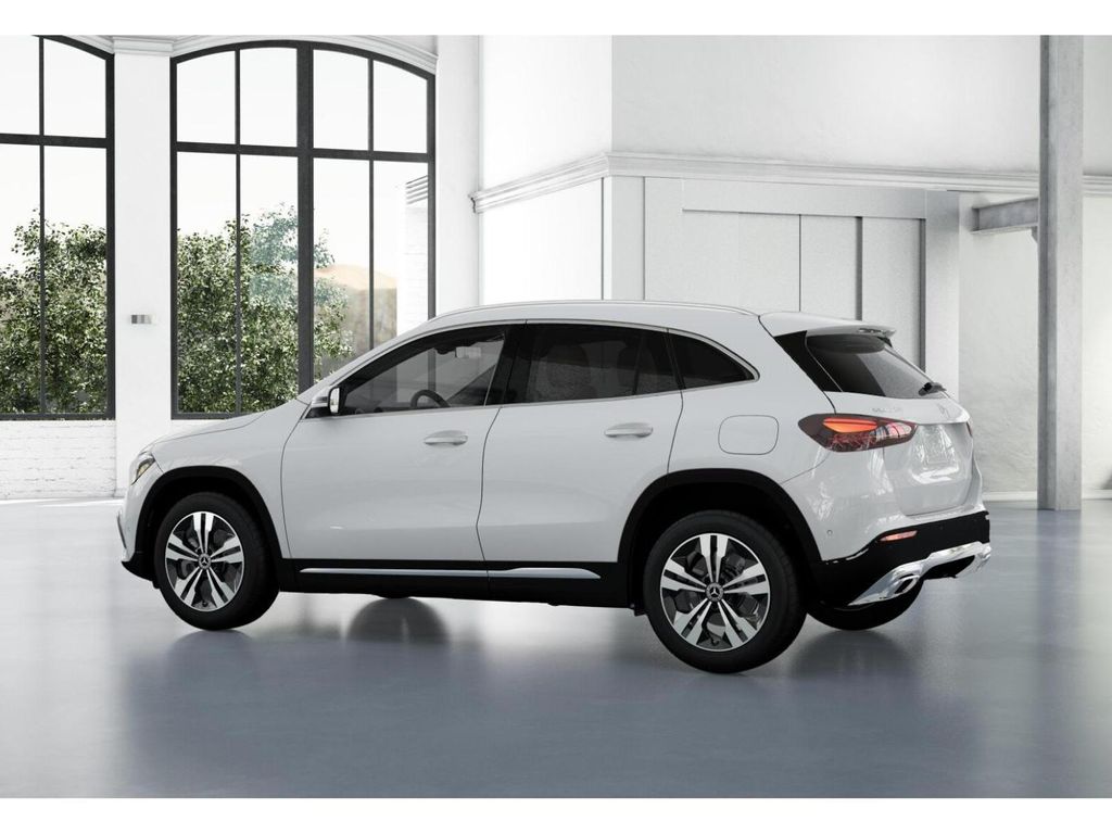 Thumbnail: 2025 Mercedes-Benz GLA - 31