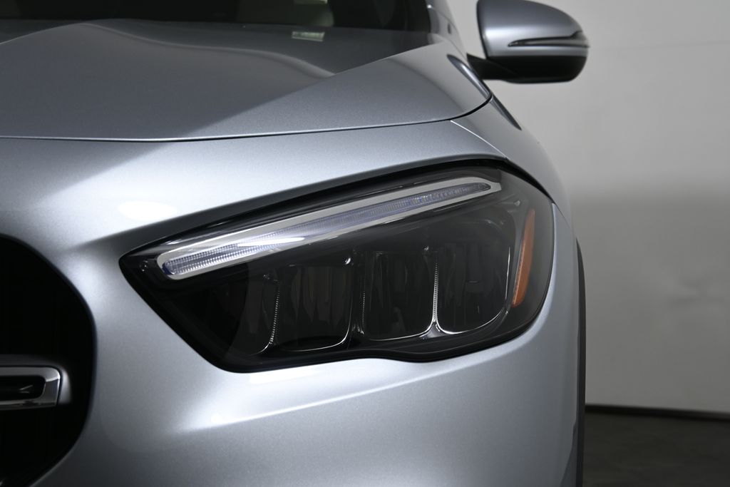 Thumbnail: 2026 Mercedes-Benz GLA - 10