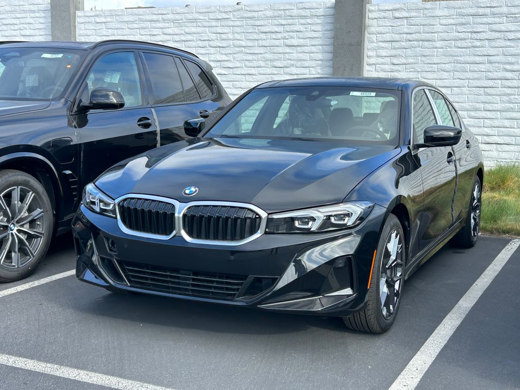 2025 BMW 3 Series 330i xDrive 2