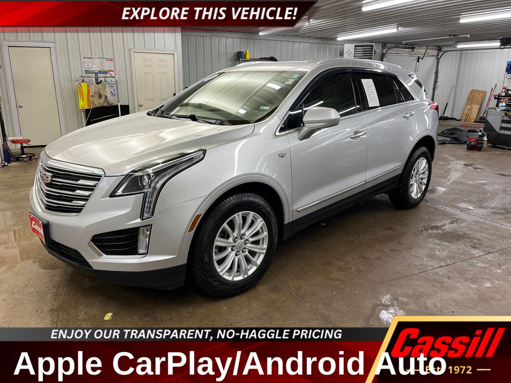 Radiant Silver Metallic 2017 Cadillac XT5 FWD SUV / Crossover Front-Wheel Drive 8-Speed Automatic