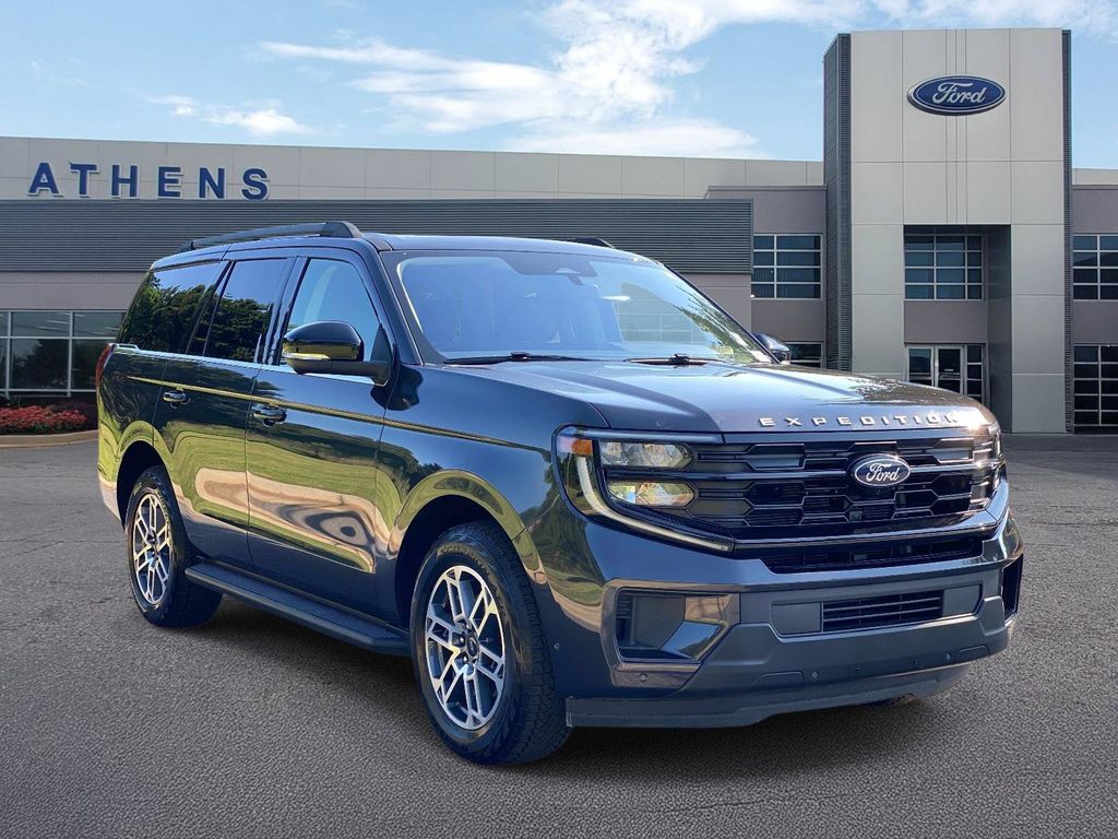 Gray Metallic 2025 Ford Expedition SUV / Crossover Four-Wheel Drive Automatic