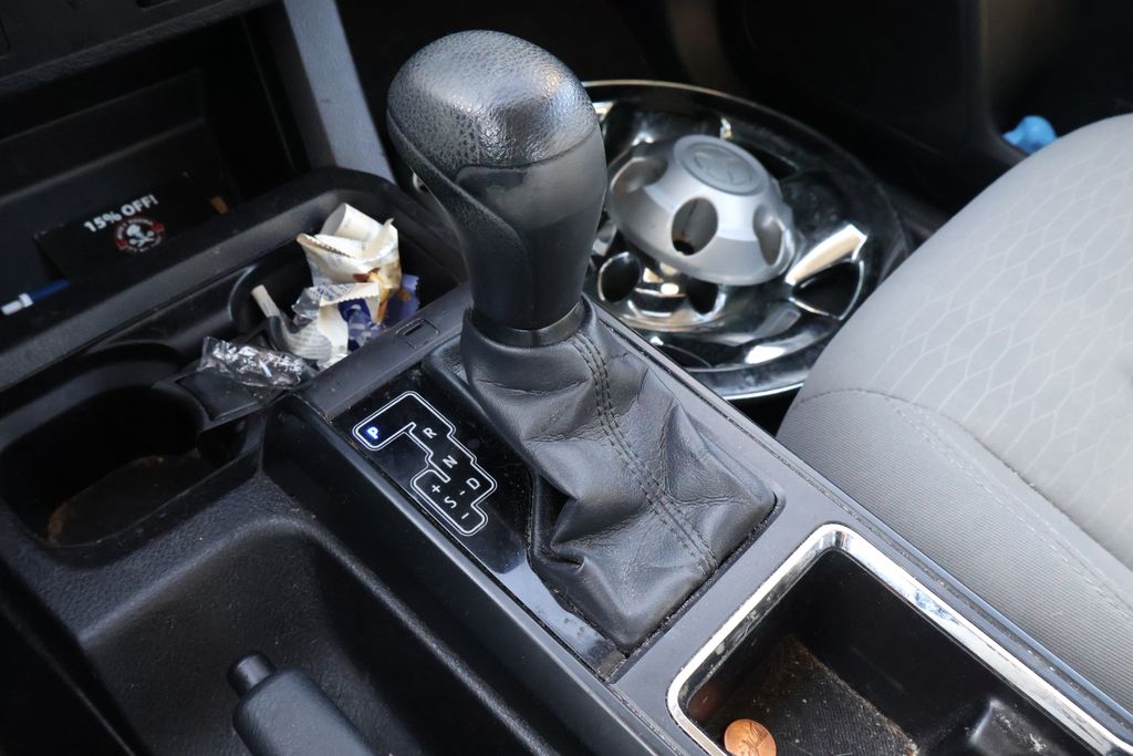 Thumbnail: 2016 Toyota Tacoma - 24