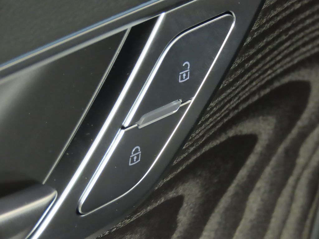 Thumbnail: 2026 Audi A6 - 28