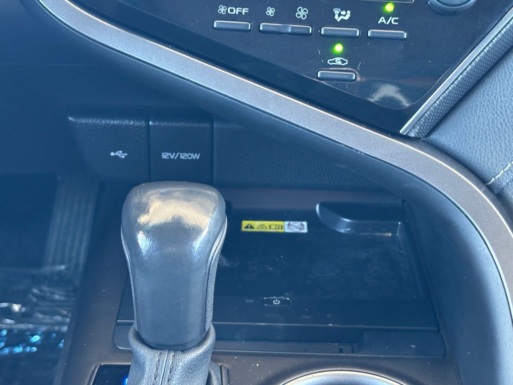 Thumbnail: 2023 Toyota Camry - 16