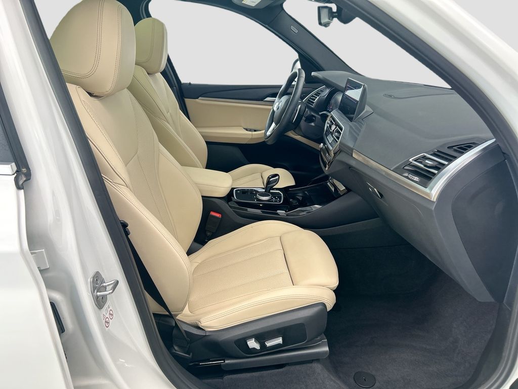 Thumbnail: 2023 BMW X3 - 19
