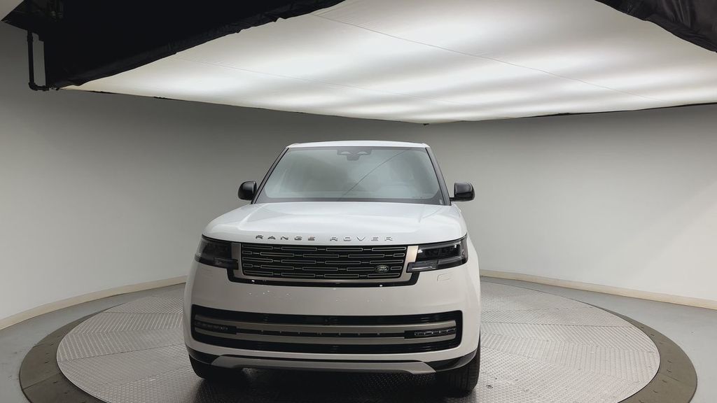 Thumbnail: 2026 Land Rover Range Rover - 7