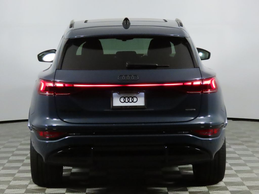 Thumbnail: 2027 Audi Q6 e-tron - 4
