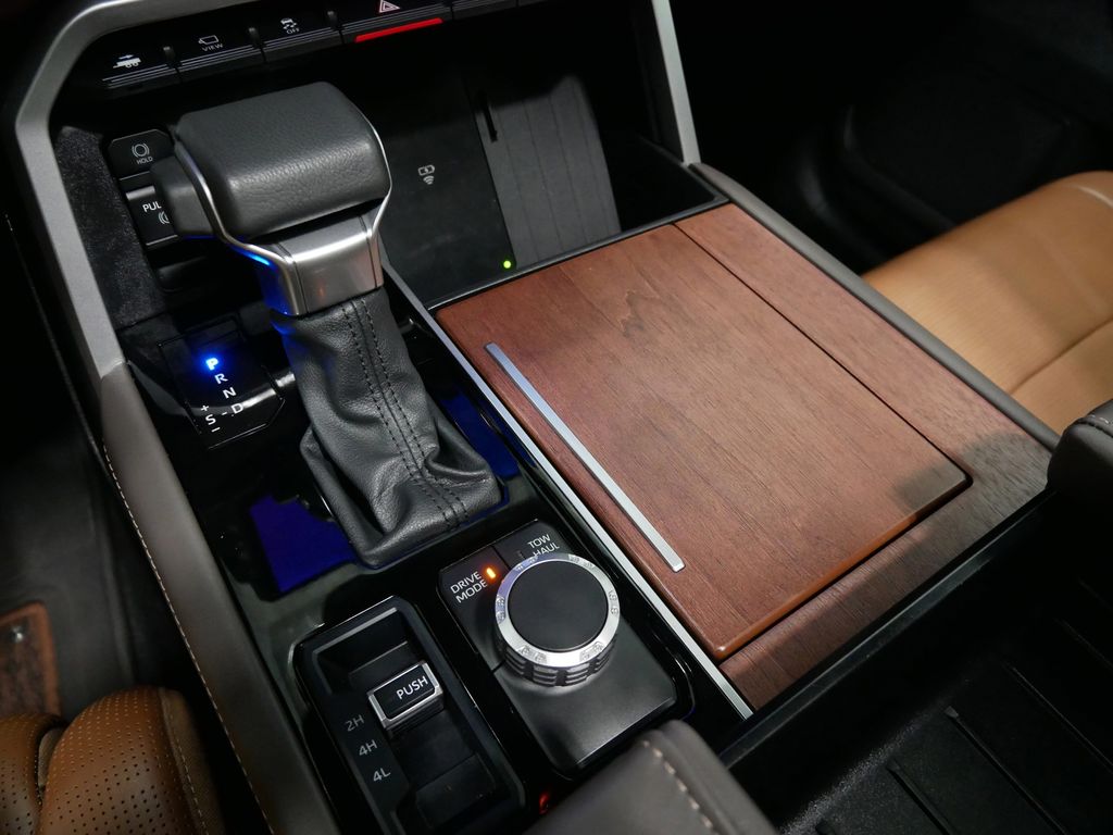 2025 Toyota Tundra 1794 Edition - Photo 34
