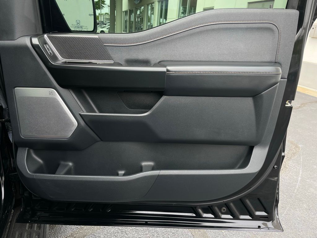 2021 Ford F-150 Raptor 26