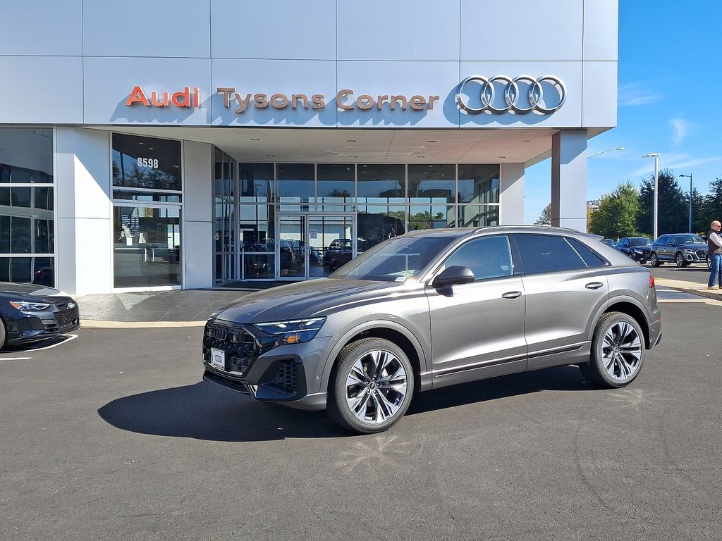 2025 Audi Q8  -
                Vienna, VA