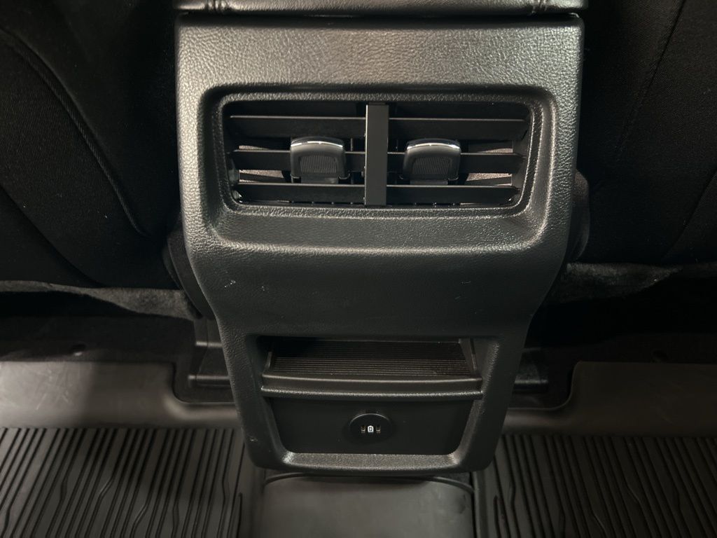 used 2024 Ford Edge car, priced at $25,832