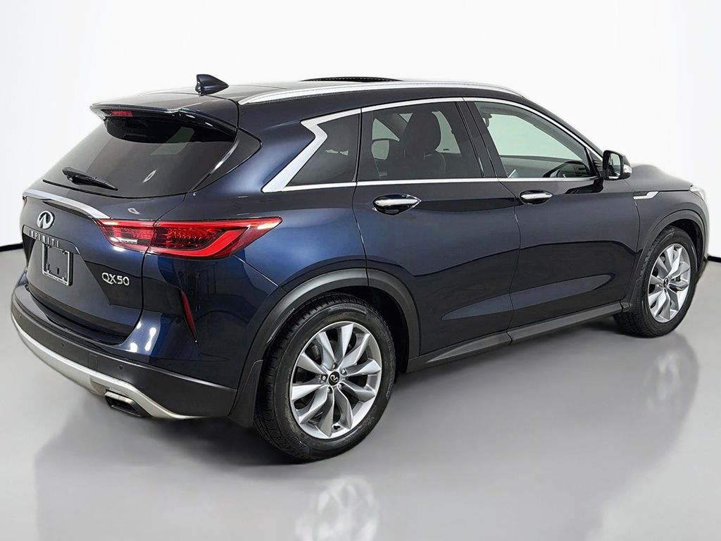 Used 2020 Blue INFINITI LUXE image 11