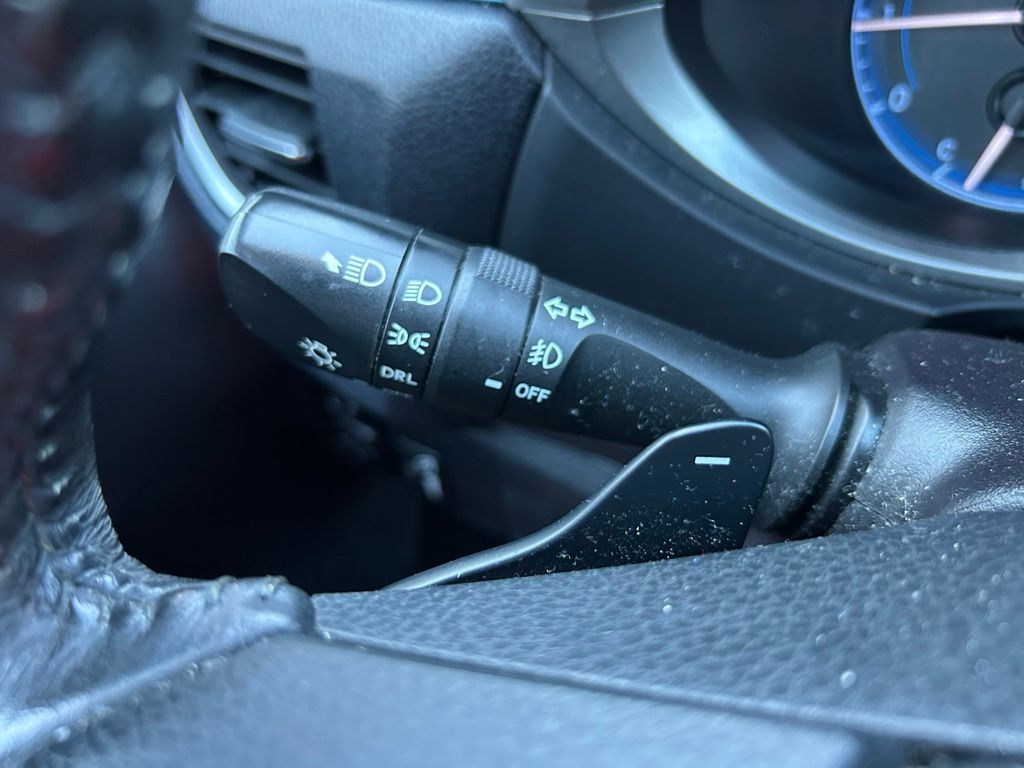 Thumbnail: 2014 Toyota Corolla - 21
