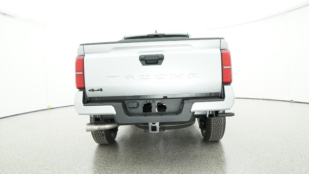 Thumbnail: 2025 Toyota Tacoma - 4