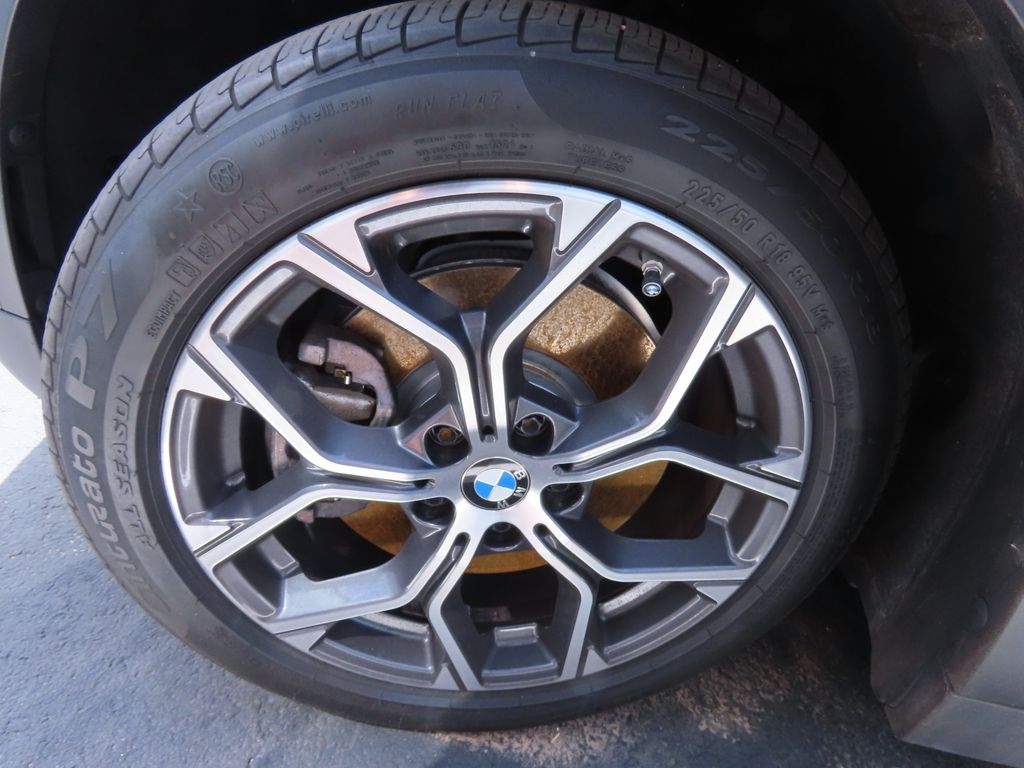 Thumbnail: 2020 BMW X1 - 15