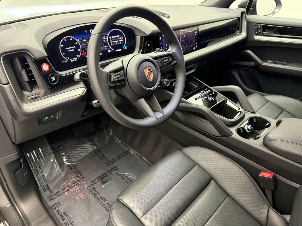 Thumbnail: 2025 Porsche Cayenne - 4