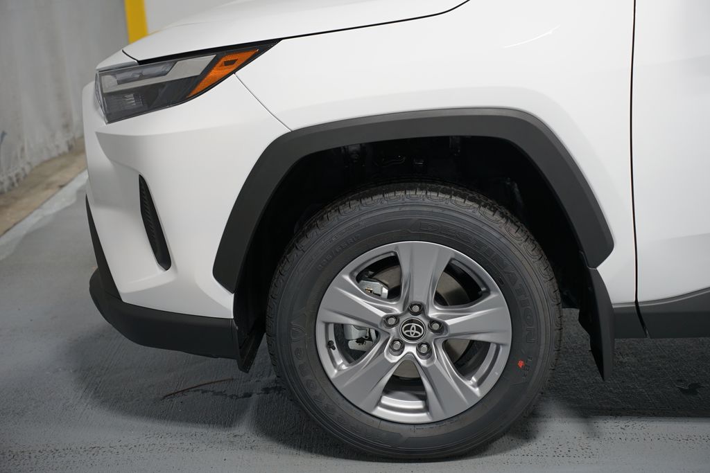 Thumbnail: 2025 Toyota RAV4 - 5