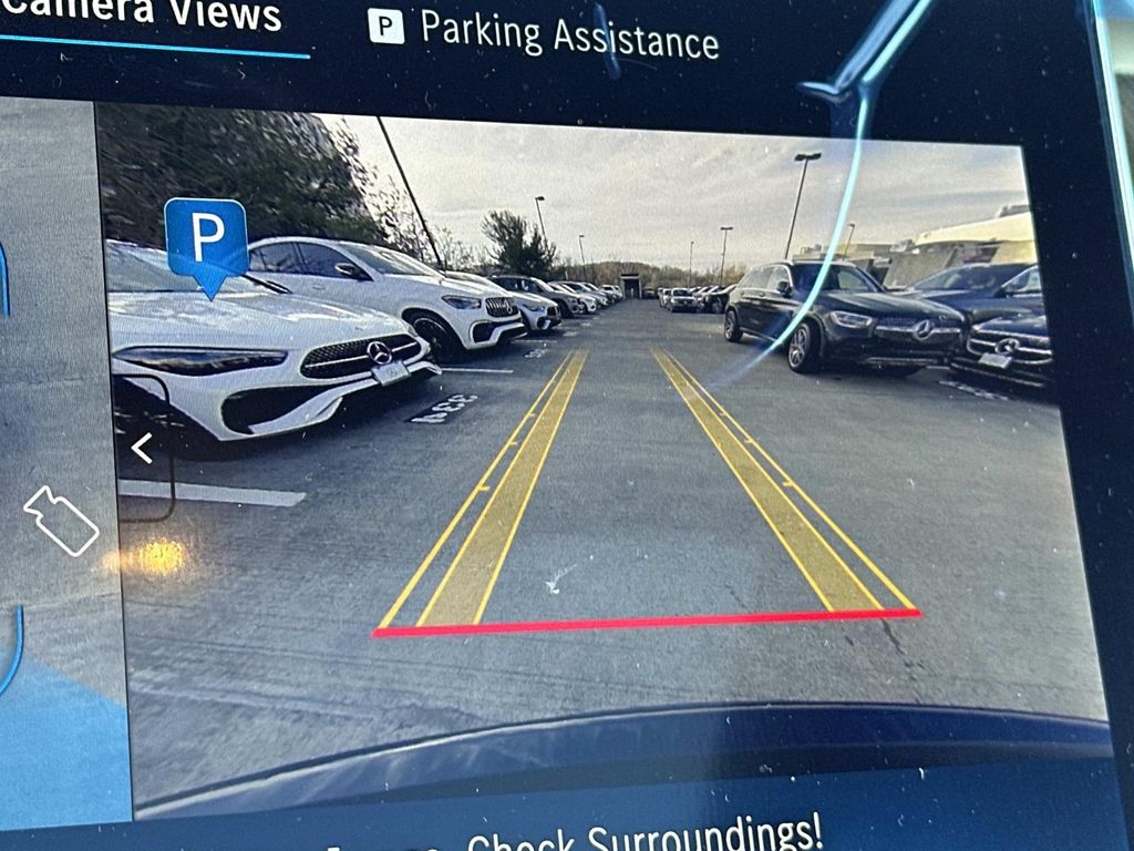 Thumbnail: 2026 Mercedes-Benz GLC - 11