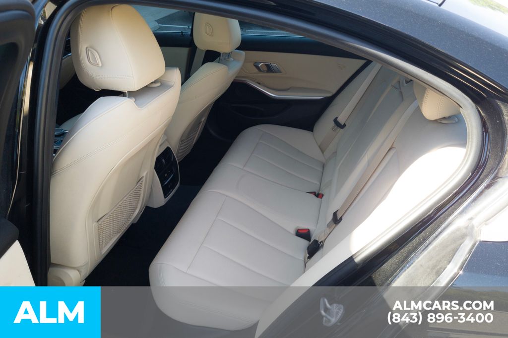 Used 2021 Black BMW 330i image 20