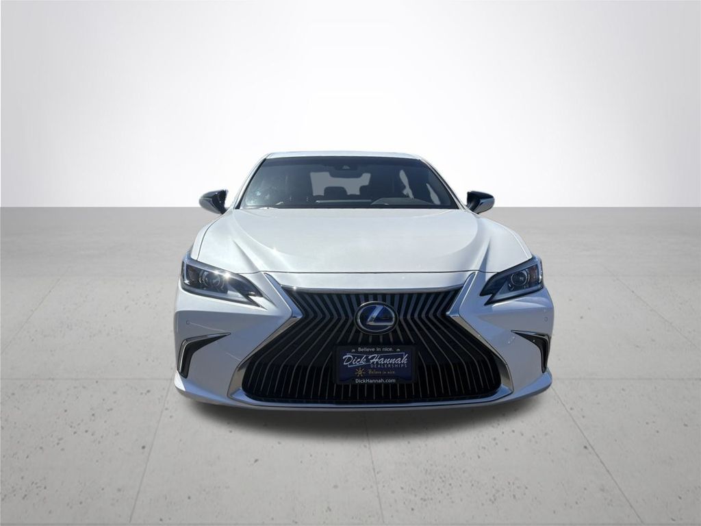 2020 Lexus ES 300h