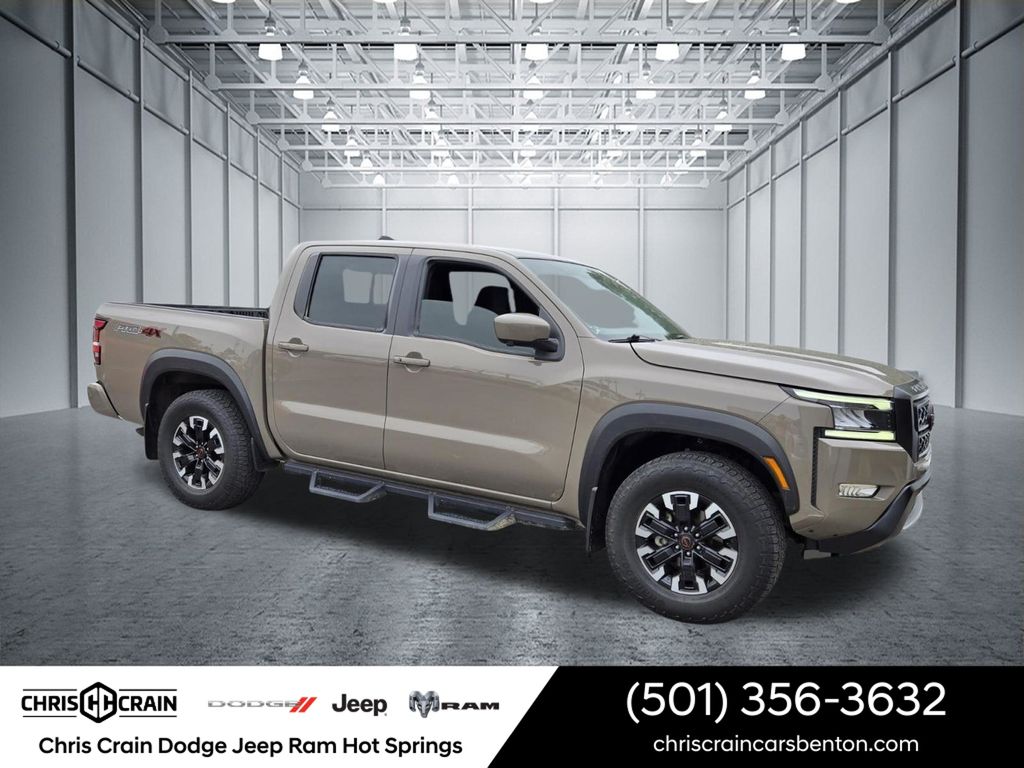 2023 Nissan Frontier PRO-4X Crew Cab 4WD
