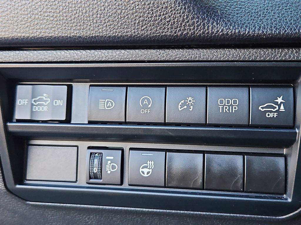 Thumbnail: 2023 Toyota Tundra - 26