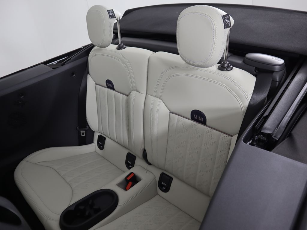 Thumbnail: 2026 MINI Cooper - 30