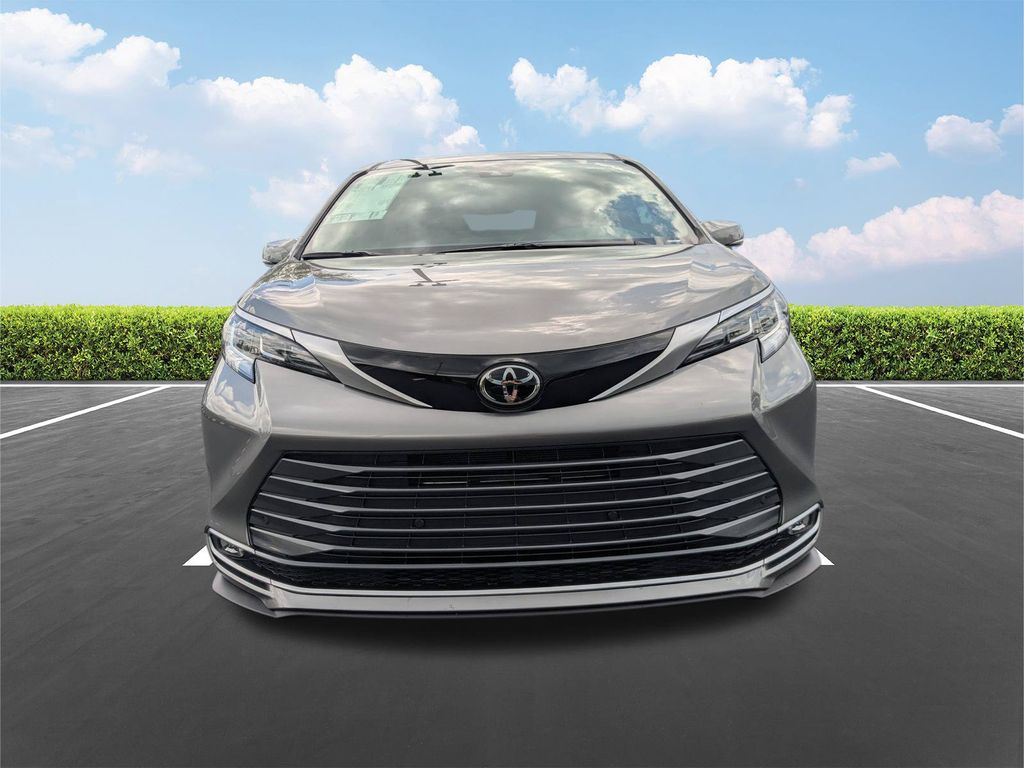 New 2026 Toyota Sienna Van