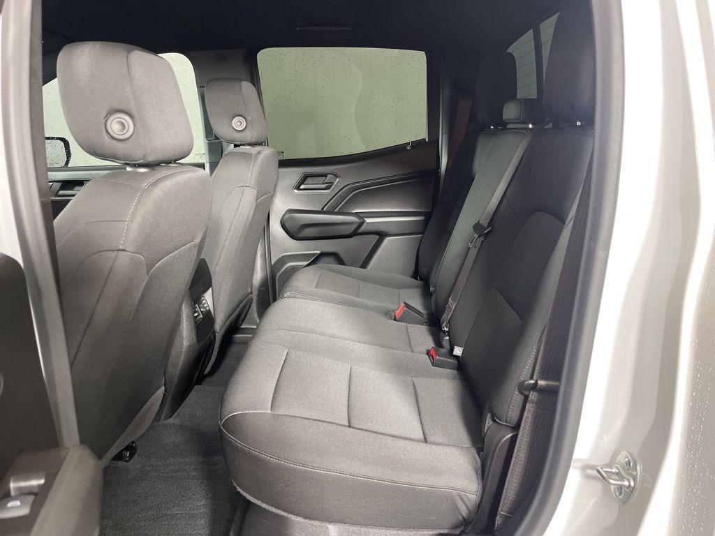 Thumbnail: 2024 Chevrolet Colorado - 18