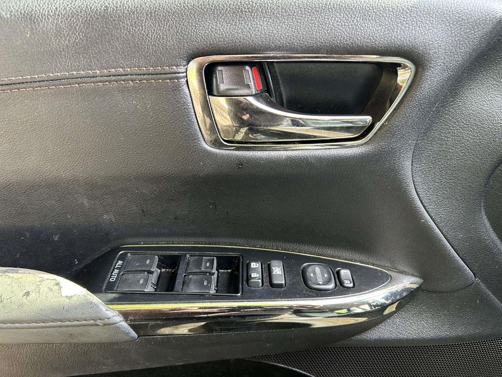 Used 2016 Toyota Avalon Sedan