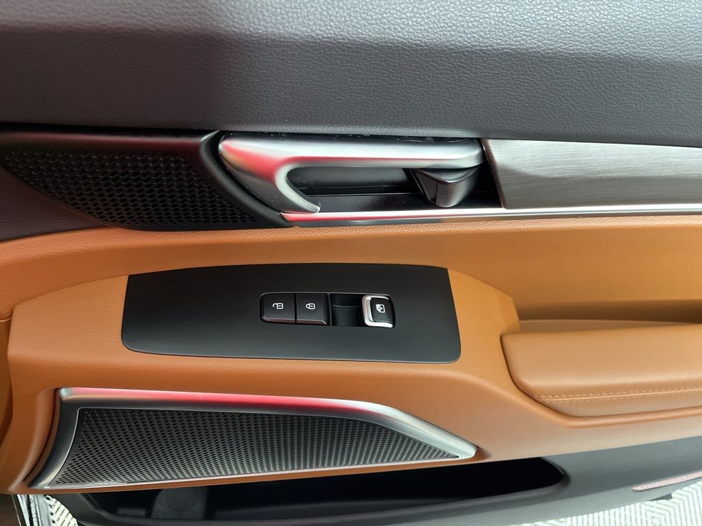 Thumbnail: 2024 Kia Telluride - 11