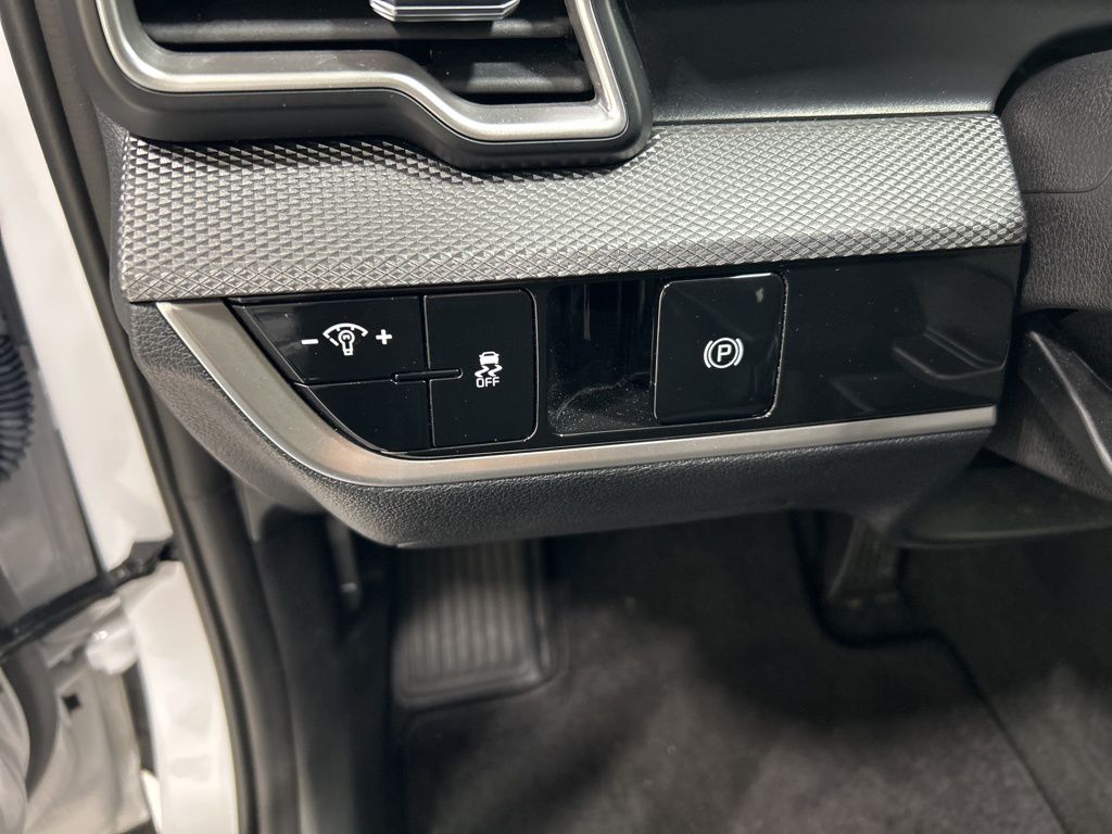 used 2025 Kia Sportage car, priced at $23,976