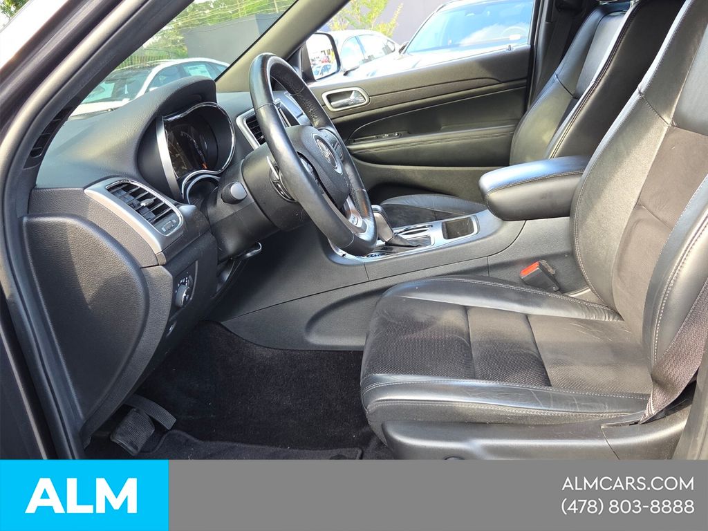 Used 2017 Gray Jeep Altitude image 14