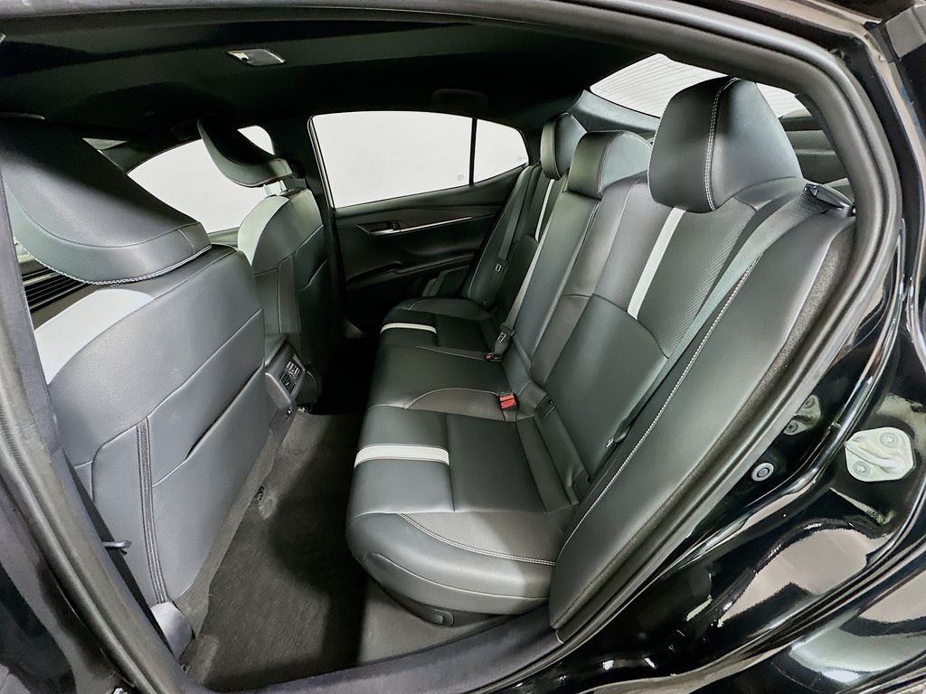 Thumbnail: 2025 Toyota Camry - 24