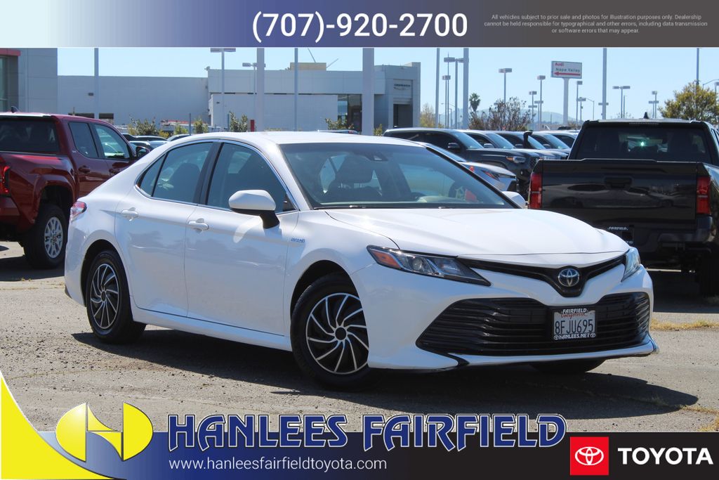 2018 Toyota Camry Hybrid LE FWD