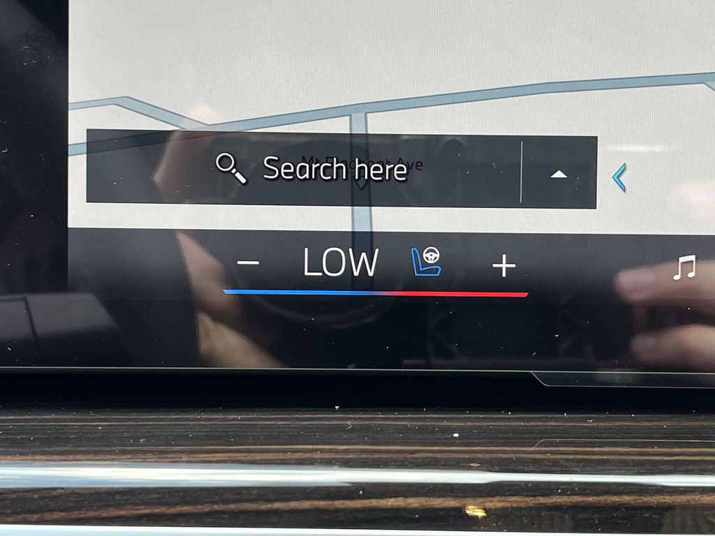 Thumbnail: 2026 BMW X5 - 19