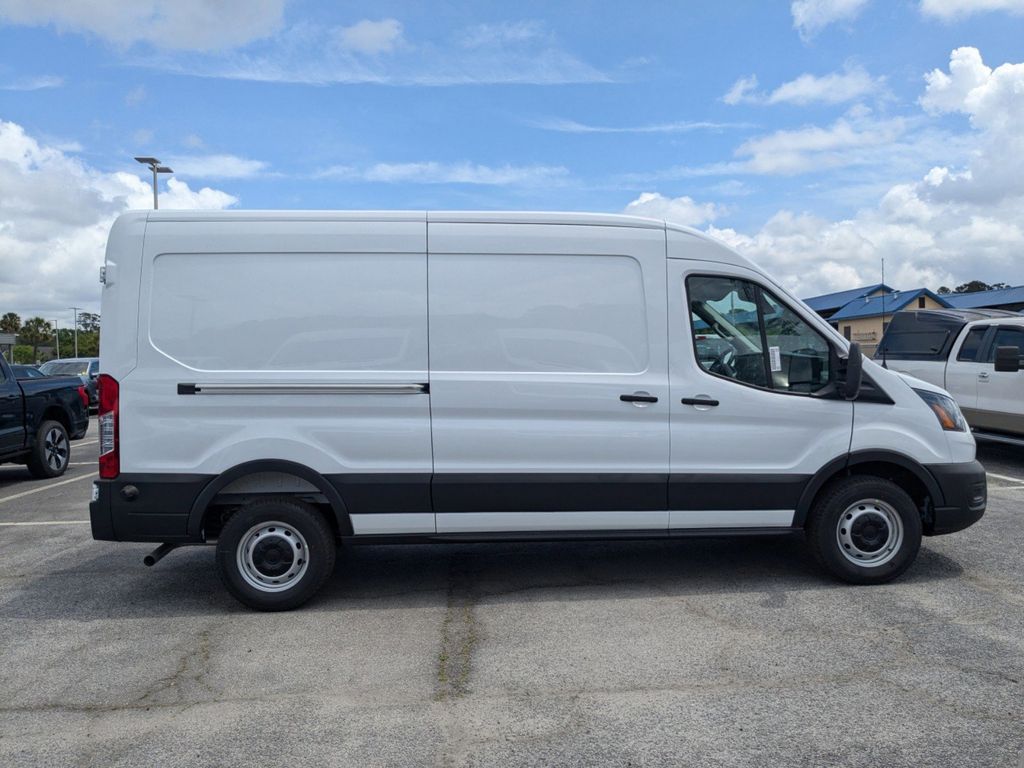 2025 Ford Transit 250