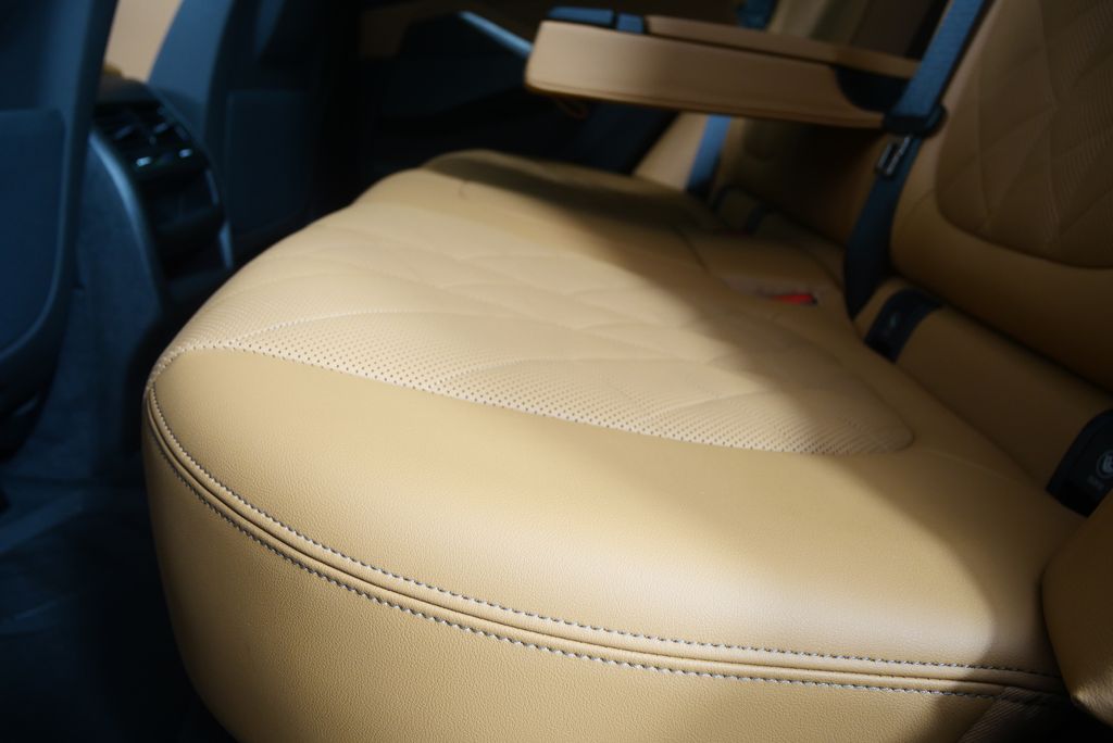 Thumbnail: 2025 BMW X5 - 15