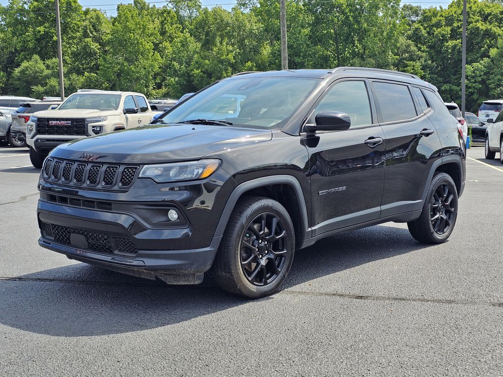 2023 Jeep Compass Altitude 4WD