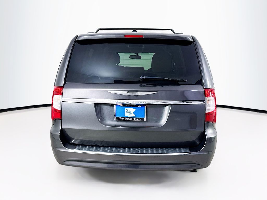 Used Car 2016 Chrysler Town & Country  Touring For Sale Under $12,000 In Austin, Texas