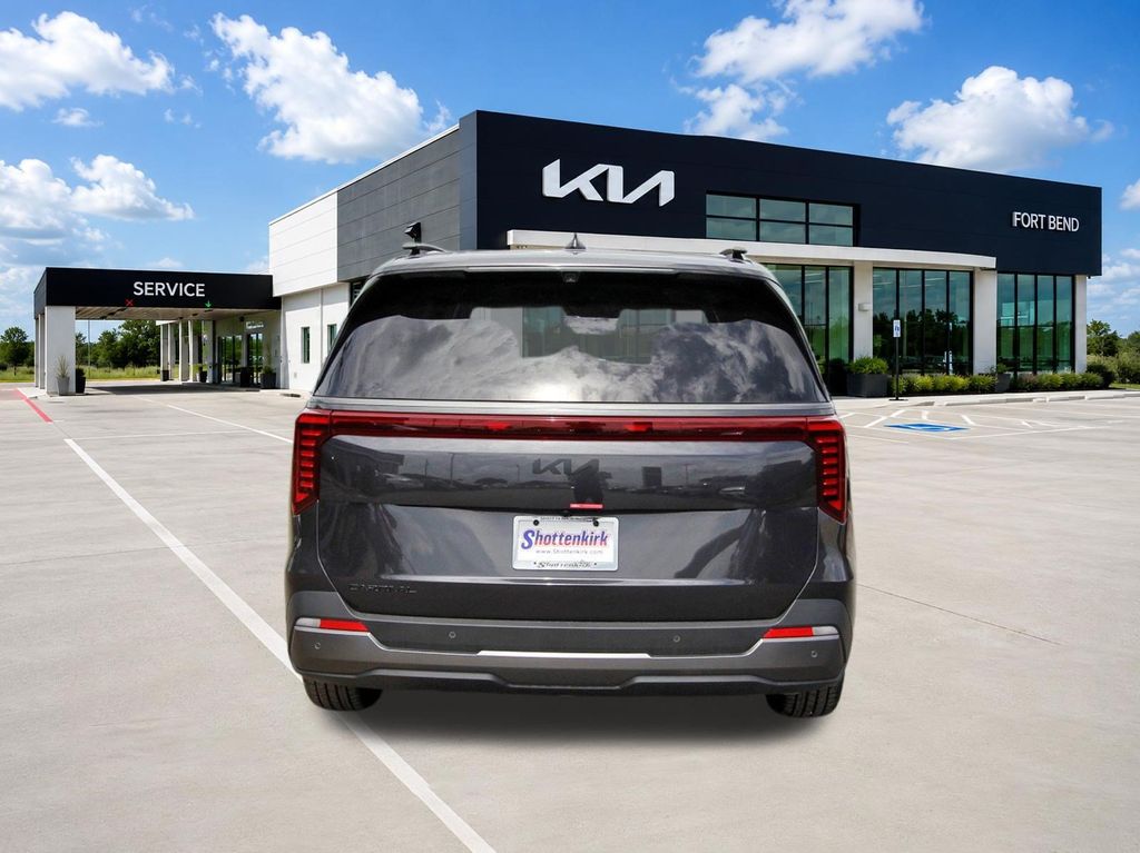 New 2026 Kia Carnival MPV Van