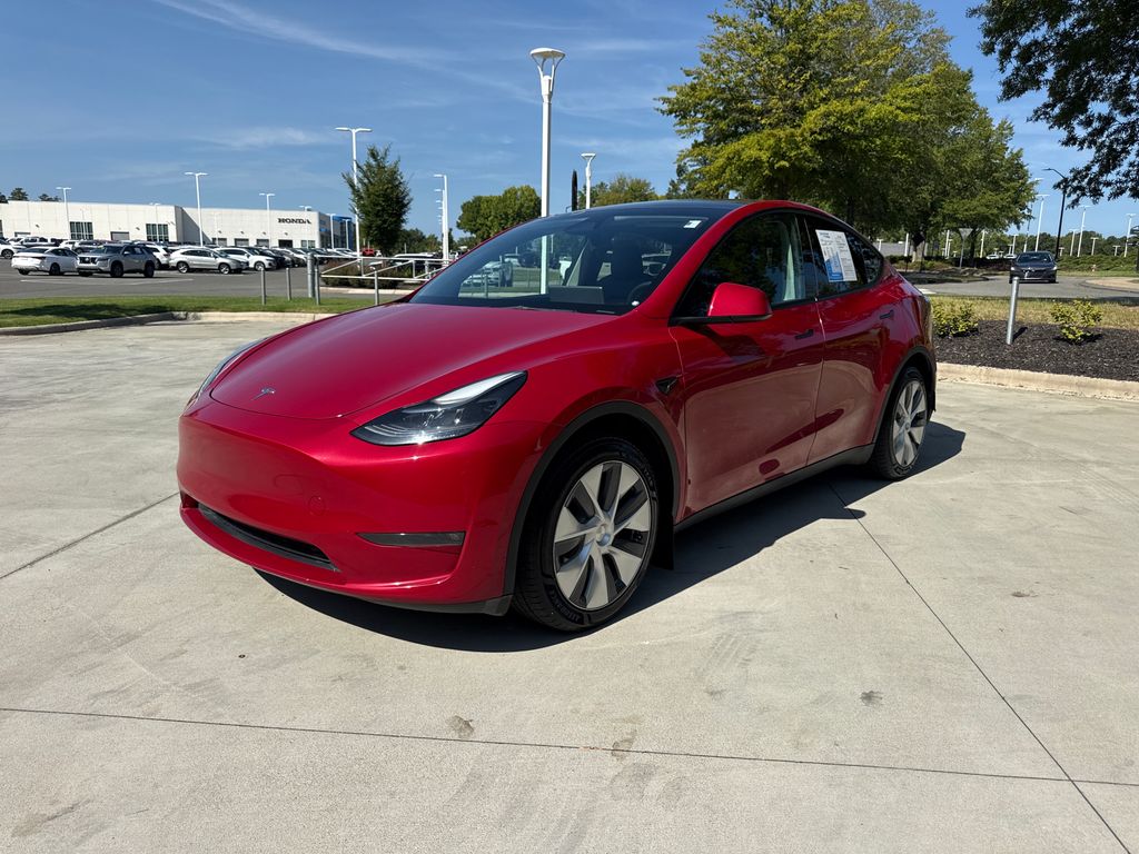 Used 2023  Tesla Long Range image 3
