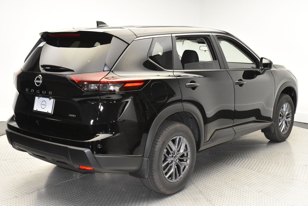 Thumbnail: 2026 Nissan Rogue - 5