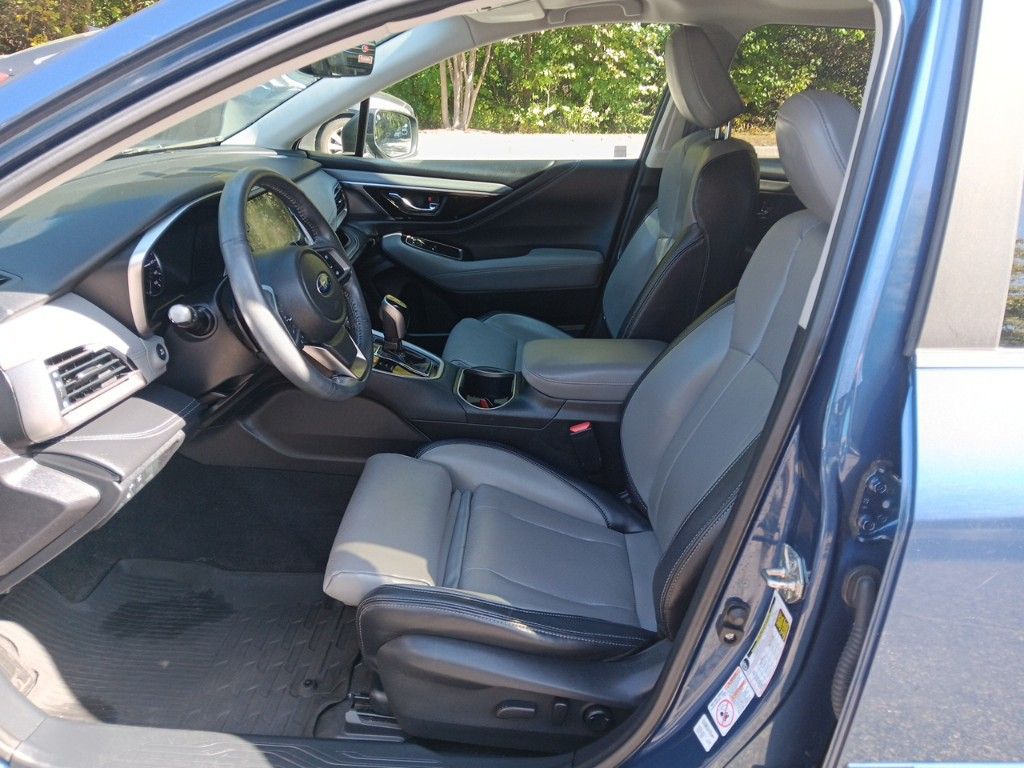 2020 Subaru Outback Limited 9